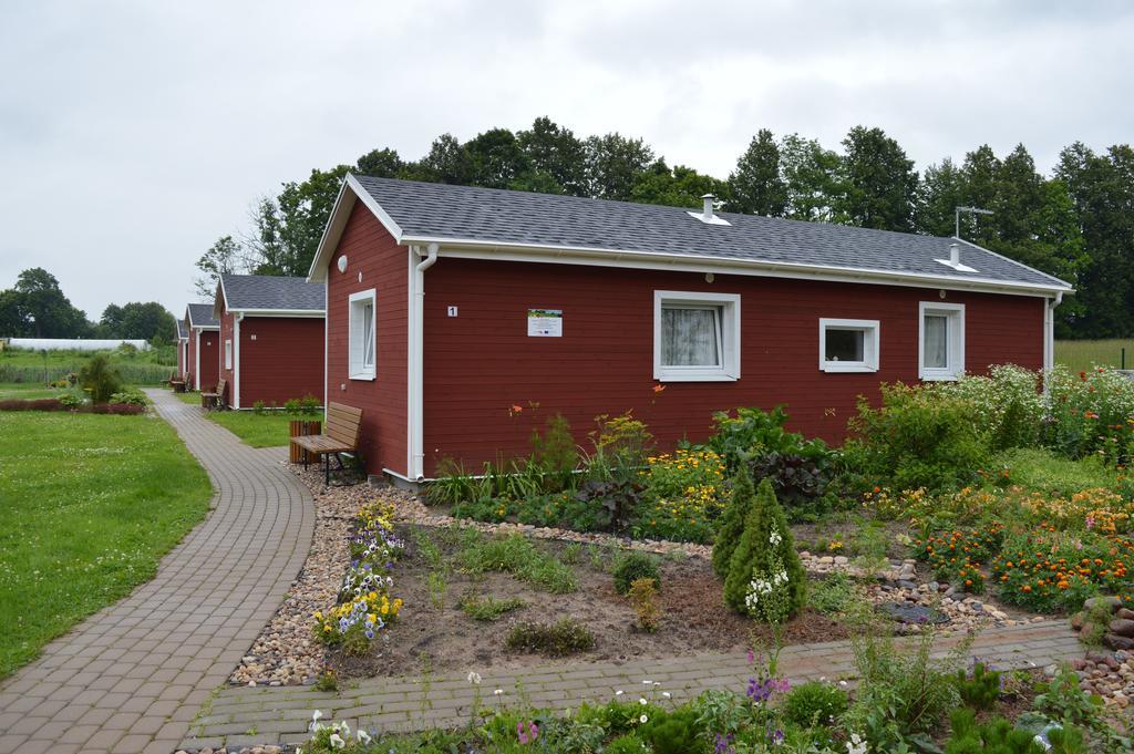 Guest House Kalnu Pupoli Šenheida Exteriör bild